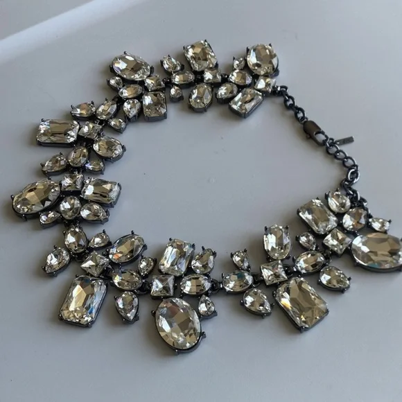 Zara Crystal Necklace - Picture 7 of 9